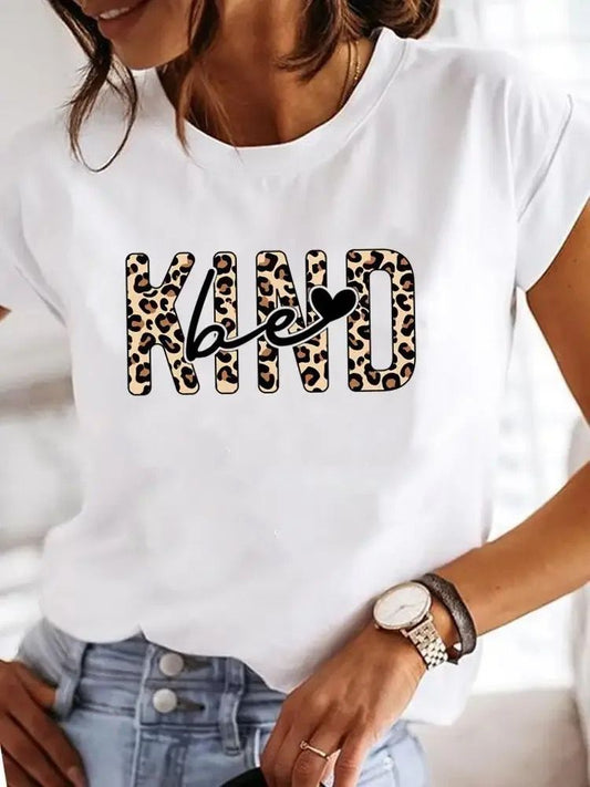 Tricou Be Kind